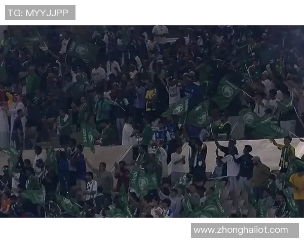 国王杯激战曼城大胜波尔图红牌事件引发全场热议与争议