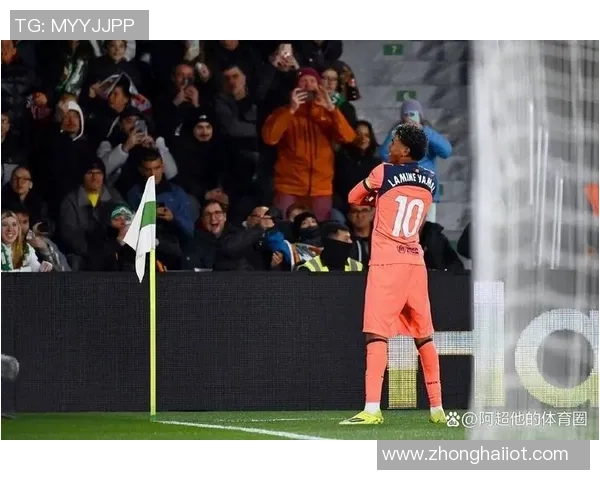 意甲激战：拜仁逆转阿森纳6-2绝杀瞬间引发全场狂欢赛后点评
