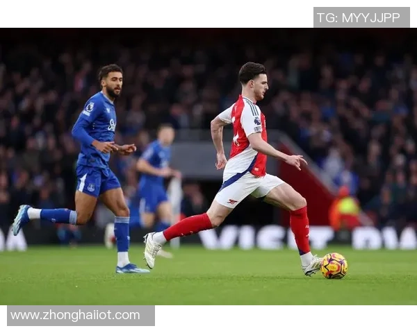 德甲焦点战阿森纳凭红牌争议以1-0小胜拜仁战术解析与赛后反思