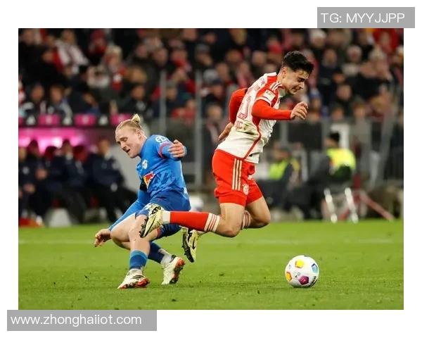 德甲焦点战里昂与莱比锡握手言和红牌事件引发全场热议