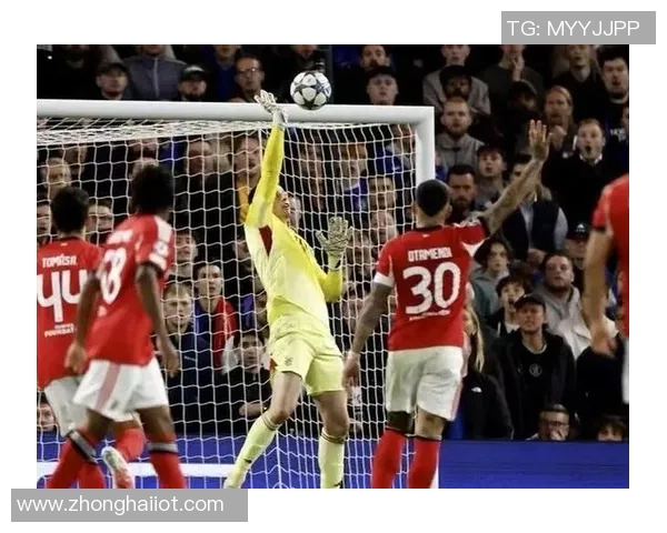 德甲惊现冷门本菲卡与那不勒斯激战成平局引发全场热议