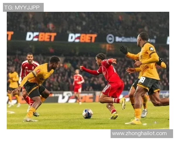 足总杯激战:利物浦险胜波尔图全场沸腾赛后点评引发热议